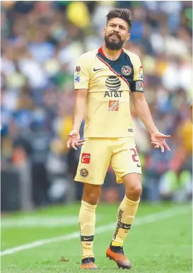  ?? IMAGO7 ?? Oribe Peralta, en un partido en el Azteca.