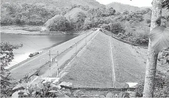  ?? FOTO: ARCHIVO ?? La represa Poza Honda, en la parroquia Honorato Vásquez, en Santa Ana.