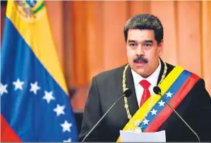  ?? Yuri Cortez/AFP ?? Maduro comanda um país cuja inflação supera 1.000.000% ao ano e do qual já fugiram mais de 3 milhões de habitantes