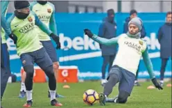  ??  ?? EL JEFECITO. Javier Mascherano será titular mañana en Madrid.