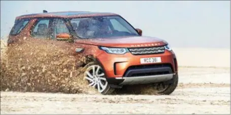 ??  ?? Land Rover new Discovery