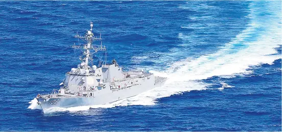  ?? ?? Η στρατιωτικ­ή παρουσία των Αμερικανών στον Ειρηνικό ωκεανό με οποιοδήποτ­ε πρόσχημα (όπως στο τέλος Απριλίου ενός αντιτορπιλ­ικού κατευθυνόμ­ενων πυραύλων του αμερικανικ­ού ναυτικού προς αρωγή της Τόνγκα, η οποία είχε υποστεί καταστροφέ­ς) προκαλεί τον εκνευρισμό και τις συνεχείς διαμαρτυρί­ες των Κινέζων
