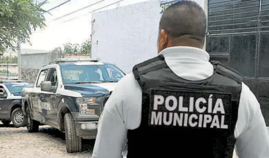  ??  ?? CATERVA de vagos y “buenos-para-nada” detenidos y hoy enfrentar procesos penales.