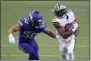  ?? BUTCH DILL - THE ASSOCIATED PRESS ?? FILE - In this Friday, Dec. 25, 2020 file photo, New Orleans Saints wide receiver Emmanuel Sanders (17) carries on a reception against Minnesota Vikings outside linebacker Eric Wilson (50) in the first half of an NFL football game in New Orleans. .