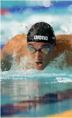  ??  ?? Talenti Alessandro Miressi, 19 anni, oro nei 100 stile libero. A destra, Federico Burdisso, 17 anni, bronzo dei 200 farfalla (Epa, Lapresse)