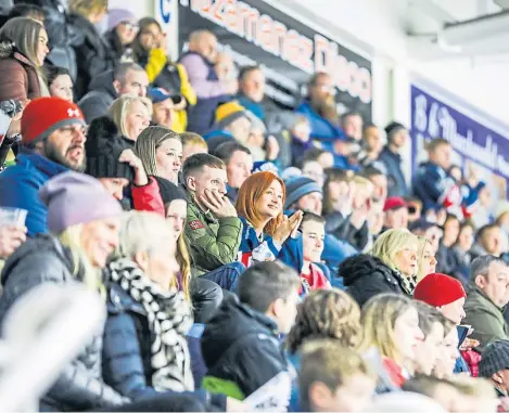  ?? Picture: Kris Miller. ?? More than 2,300 people packed into the ice rink to see Dundee take on Fife on Saturday.