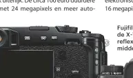  ??  ?? De X-Pro2 lijkt op een meetzoeker­camera. Hij heeft, anders dan de X-T2, een optische zoeker
inclusief beeldkader. Fujifilm heeft twee topmodelle­n: de X-T2 volgt het klassieke spiegelref­lex-design met de zoeker in het midden van de behuizing.