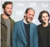  ?? CHRIS DONOVAN LA PRESSE CANADIENNE ?? Armie Hammer, Luca Guadagnino et Timothée Chalamet