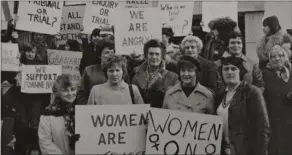  ??  ?? Protestors supporting Joanne Hayes at the Kerry Babies tribunal in Tralee in 1985