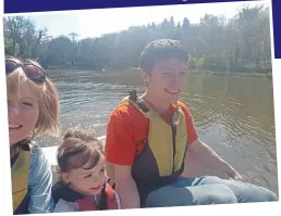  ??  ?? BuoyANT: Enjoying a relaxing paddle on the lake