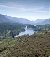  ??  ?? Glen Affric, uno de los valles más bellos de Escocia.