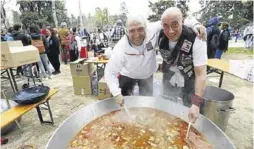  ??  ?? El rancho, plato tradiciona­l de la Cincomarza­da.