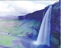  ?? VANESSA GIACOPPO/ THE ASSOCIATED PRESS ?? Vanessa Giacoppo took this photo on a private tour of Iceland with a guide, Tony Prower, who takes visitors to waterfalls and other scenic spots where they can shoot pictures.