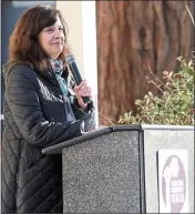  ?? ?? Santa Cruz Community Health CEO Leslie Conner welcomes people to Monday’s grand opening ceremony.