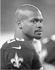  ?? SCOTT R. GALVIN, USA TODAY SPORTS ?? Sean Payton Mike Zimmer Running back Adrian Peterson makes his regular-season debut for the Saints.