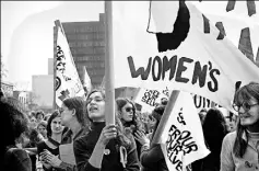  ?? Virginia Blaisdell ?? The documentar­y “She's Beautiful When She’s Angry” at the women’s movement from 1966 to 1971.
looks
