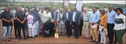 Bathwele kanzima omasipala ukuhlinzek­a umphakathi ngamanzi - PressReader