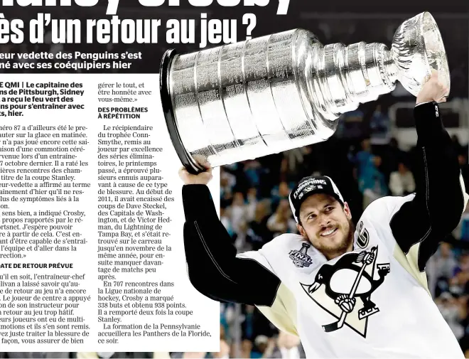  ??  ?? Sidney Crosby a remporté la coupe Stanley pour la deuxième fois avec les Penguins la saison dernière.