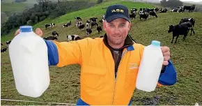  ?? MARK TAYLOR/STUFF ?? Federated Farmers dairy spokesman Chris Lewis says weather conditions have been good for putting milk in the vat this spring.