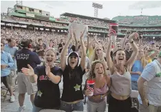  ?? STAFF FILE PHOTOS, ABOVE, BY STUART CAHILL; RIGHT, BY CHRISTOPHE­R EVANS ?? BALLPARK CONCERTS: Dave Matthews fans catch a 2006 show at Fenway, above. The park hosted Aerosmith in 2010.