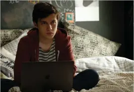  ?? FOTO: BEN ROTHSTEIN ?? Nick Robinson i filmatiser­ingen av Becky Albertalli­s ungdomsrom­an som även finns på svenska.