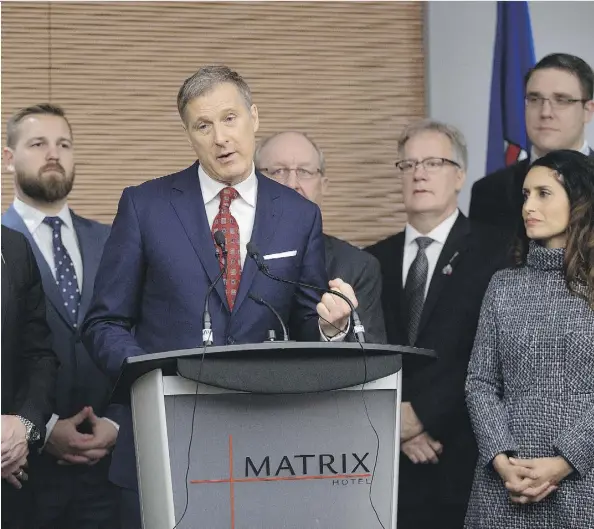  ?? DAVID BLOOM ?? Maxime Bernier, leadership candidate for the federal Conservati­ve party, received the endorsemen­t of nine Alberta MLAs during a news conference in Edmonton on Tuesday. Bernier’s positions on equalizati­on, carbon taxes and pipelines echo those of...
