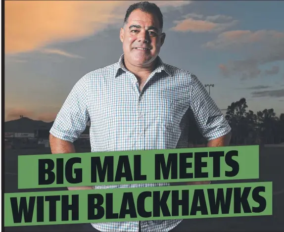  ?? Picture: ZAK SIMMONDS ?? ON THE BALL: NRL legend and Australian rugby league coach Mal Meninga was in the city for the Townsville Blackhawks season launch.