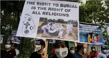  ??  ?? TENSIONS: The Muslim community in Sri lanka has been protesting against forced cremations