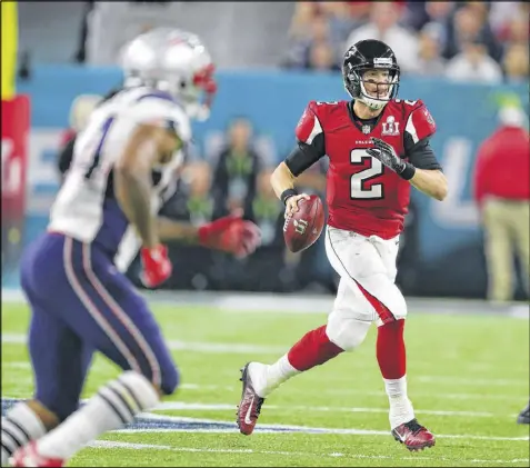  ?? CURTIS COMPTON / CCOMPTON@AJC.COM ?? Falcons quarterbac­k Matt Ryan, the league’s Most Valuable Player, will have to adjust to a new offensive coordinato­r with Kyle Shanahan departing for the head coaching job in San Francisco.