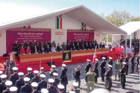  ?? ?? CEREMONIA por el 111 aniversari­o de la Marcha de la Lealtad en el Castillo de Chapultepe­c, ayer, en la Ciudad de México.