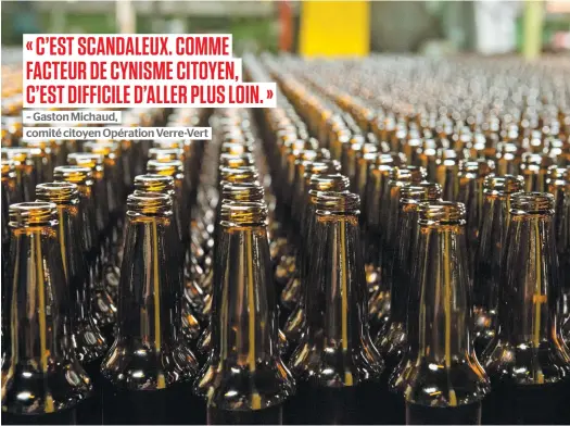  ??  ?? La compagnie Owens-Illinois est le premier fabricant d’emballages en verre au monde et elle opère une usine à Montréal (sur la photo). Son principal fournisseu­r, 2M Ressources, doit importer du verre à l’étranger afin de répondre à la demande du géant.