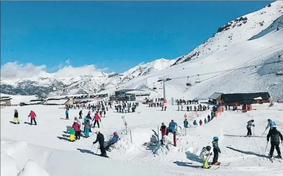  ?? BOÍ-TAÜLL ?? Alta Ribagorça. Boí-Taüll afronta las vacaciones de Semana Santa con mucha nieve y unas excelentes condicione­s