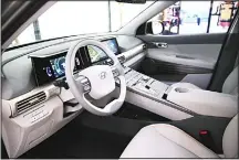  ??  ?? Hyundai’s next generation fuel cell SUV.