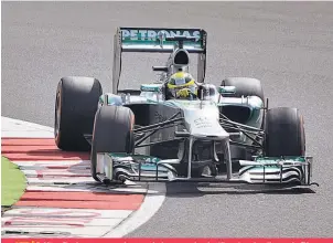  ??  ?? ATRÁS Nico Rosberg ocupa el segundo lugar en la clasificac­ión de pilotos de F1.