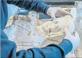  ?? EDOARDO LOLIVA /ISCR ?? Un dels bustos de Palmira malmesos per l’EI i acabats de restaurar
