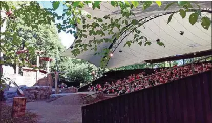  ?? PRESSBILD ?? SOMMARTEAT­ERN TILLBAKA.
Vårdberget­s teater har varit populär år efter år.