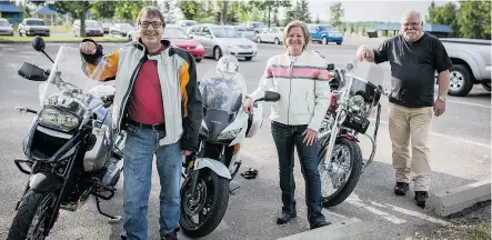  ?? Adrian Shellard/For Neighours ?? Paul Griffiths, Simona Bartosh and Craig Gallow are members of the Motorcycle Riders Meet Up Group.