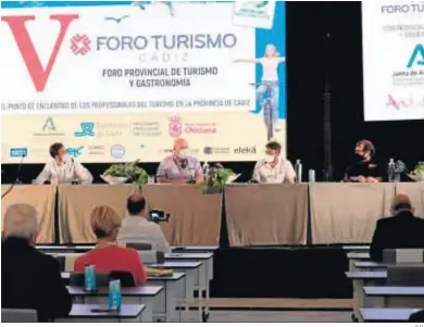  ?? D.C. ?? Una de las ponencias en la última jornada del V Foro Turismo Cádiz.