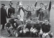  ?? GETTY IMAGES ?? Cup hero: leading the celebratio­ns in 1965