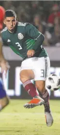  ??  ?? Víctor Guzmán hizo el primer gol para México y empató 1-1.