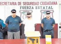  ?? ?? ❲ Durante el operativo en el que chocó una patrulla de la FESC, se logró la captura de tres sospechoso­s armados y con droga.