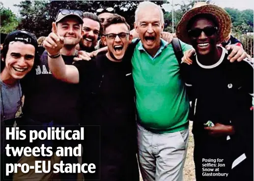  ??  ?? Posing for selfies: Jon Snow at Glastonbur­y