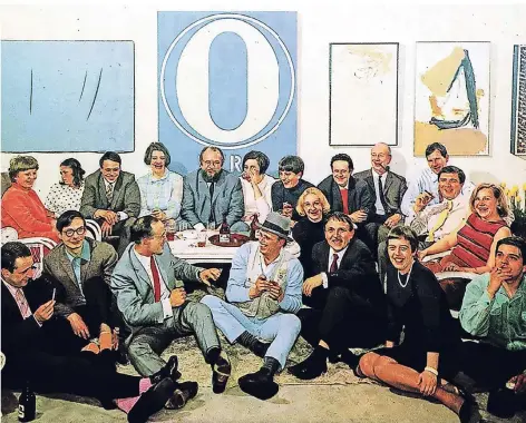  ?? FOTO: KUNSTSAMML­UNG NRW ?? Gruppenbil­d in der Wohnung der Familie Schmela am Luegplatz, vermutlich 1968 – von links, vordere Reihe: Gerhard Richter, Konrad Fischer-Lueg, Konrad Klapheck, Joseph Beuys, Rissa, Erwin Heerich, Hildegard Heerich, Norbert Tadeusz; hintere Reihe: Margret Mack, Rotraut Klein, Günther Uecker, Monika Schmela, Alfred Schmela, Ilse Uecker, Marianne Brüning, Peter Brüning, K. O. Götz, Jochen Hiltmann, Gotthard Graubner, Gitta Graubner.