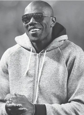  ?? BRYNN ANDERSON / THE CANADIAN PRESS FILES ?? ‘There’s no hemming and hawing about it,’ former NFL wide receiver Terrell Owens, 44, is ‘ready and willing’ to play in the CFL, according to his Edmonton-based agent.