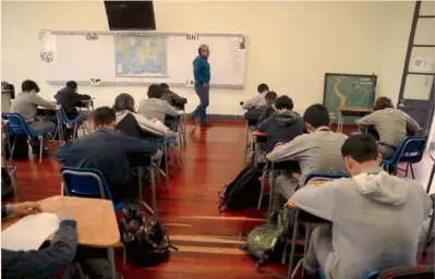  ?? JOSE CORDERO ?? En Costa Rica, los colegios públicos reciben a nueve de cada 10 alumnos de secundaria.
