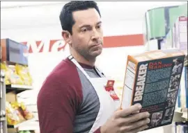  ?? Michael Kubeisy Michael Kubeisy/Lionsgate ?? ZACHARY LEVI plays Kurt Warner, who stocked grocery store shelves before he became a two-time NFL MVP, Super Bowl champion and Hall of Famer.