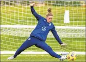  ?? Brad Smith Getty I mages ?? ALYSSA NAEHER is expected to start in goal today when the U. S. women’s team plays the Netherland­s.
