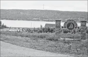  ?? NIKKI SULLIVAN/CAPE BRETON ?? This file photo shows a view of the Ben Eoin Marina from the highway. The land on which the Ben Eoin Marina has its yacht club has been placed for sale by Public Works and Government Services Canada as part of the ongoing process of selling off commercial and residentia­l lands formerly owned by Enterprise Cape Breton Corp. The tender for the sale of the land closes Aug. 1.