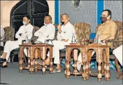  ?? HT ?? ■
Rajasthan CM Ashok Gehlot (3rd from left) and other Congress leaders during a meeting of party MLAs in Jaipur on Thursday.