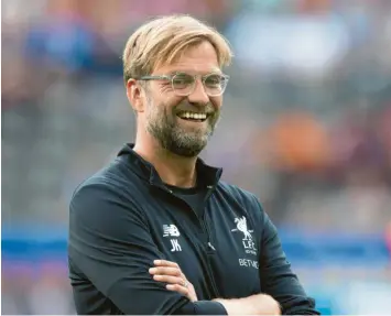  ?? Foto: Sören Stache, dpa ?? Jürgen Klopp ist der Wunschkand­idat der Meisten als deutscher Nationaltr­ainer. Allerdings steht er noch bis 2024 beim FC Liver‰ pool unter Vertrag und scheint nicht amtsmüde zu sein.